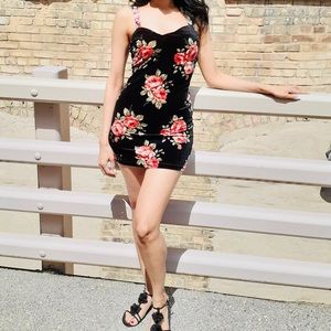 Black velvet dress with roses bodycon small